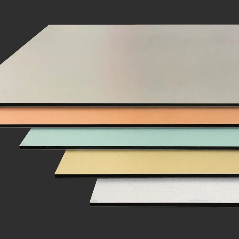 Jaké jsou klíčové faktory, které je třeba vzít v úvahu při výběru hliníkového kompozitního panelu pro různé aplikace?