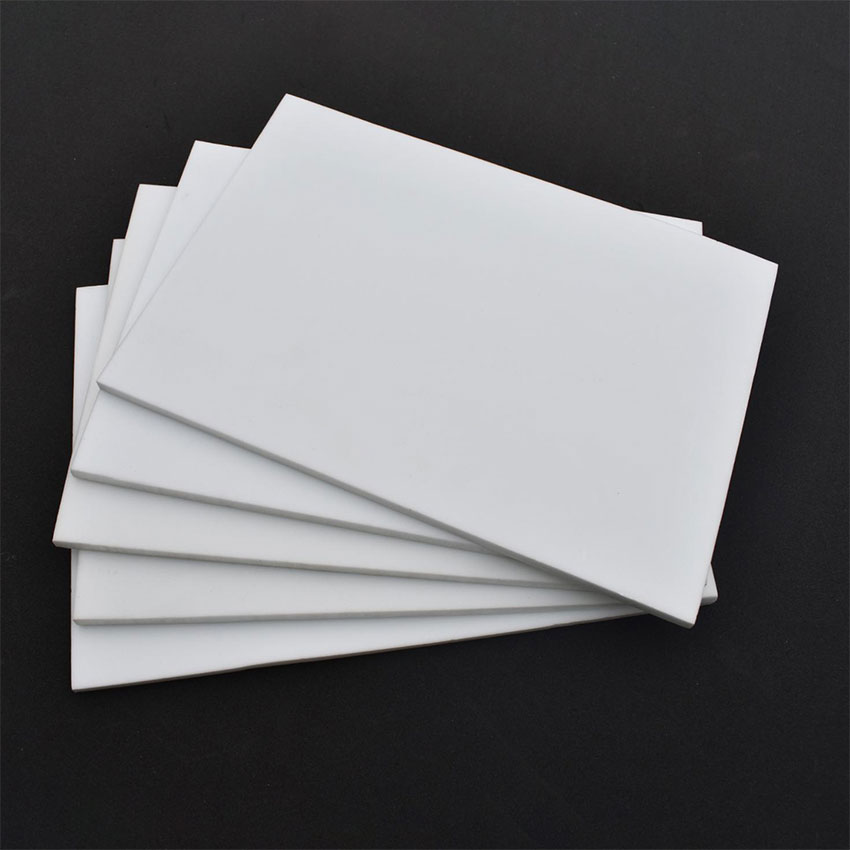 Jaké jsou výhody desky White PVC Forex?