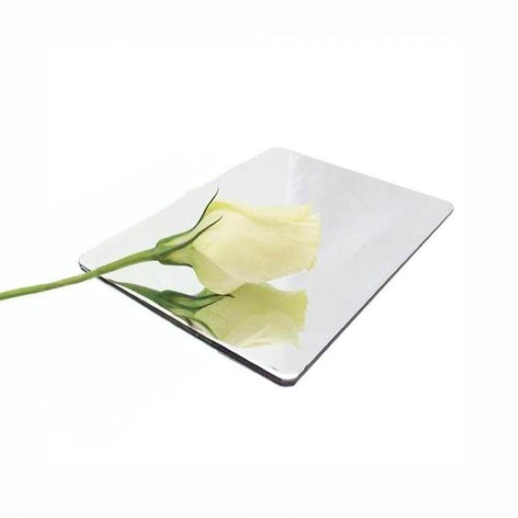 Díky čemu jsou hliníkové kompozitní panely Silver Mirror skvělou volbou pro vaše projekty